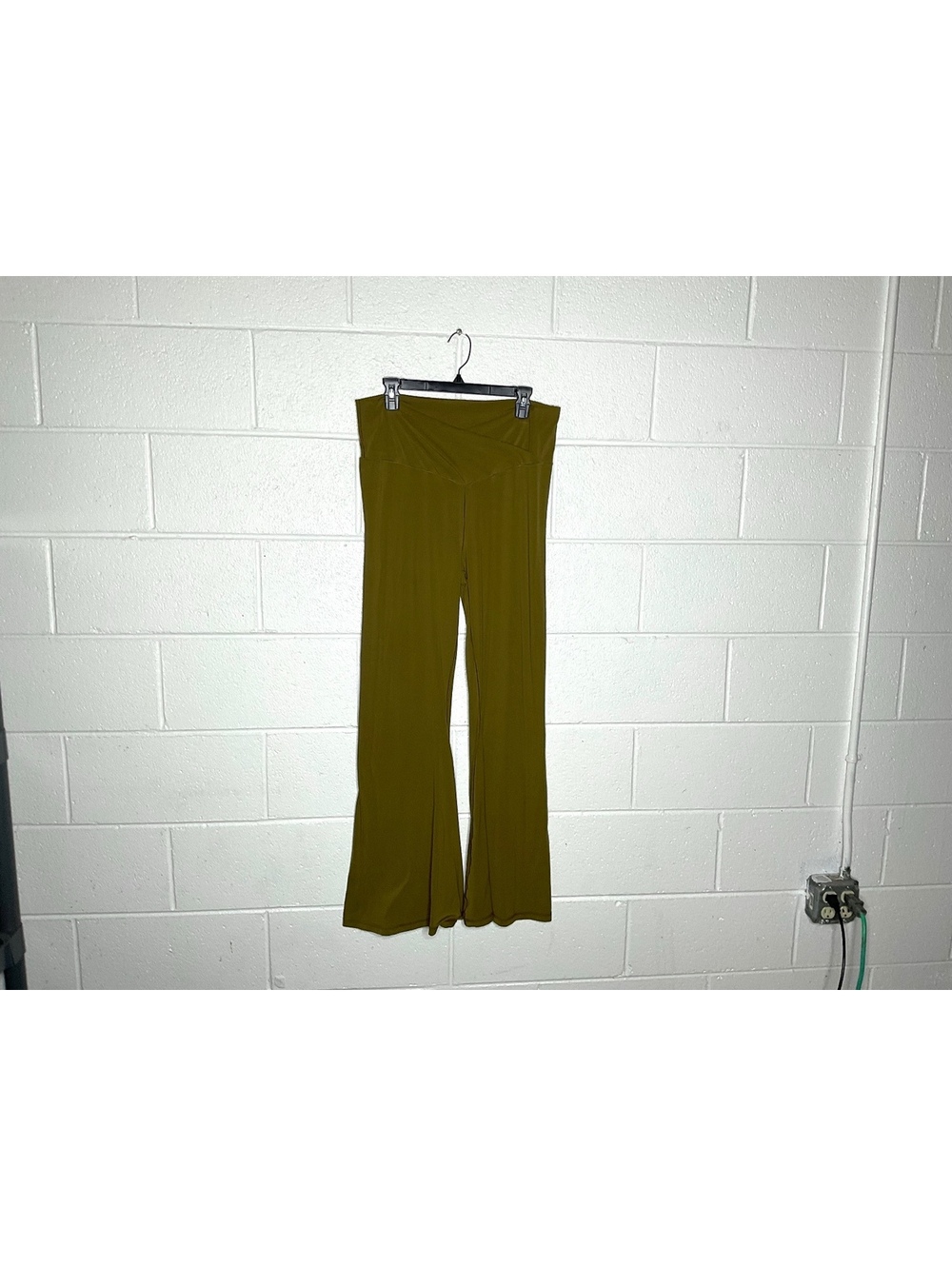 Aerie Offline Real Me High-Waisted Crossover Flare Leggings